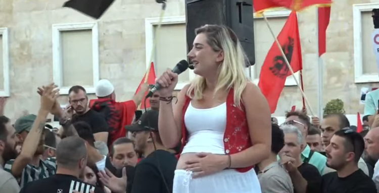 “I’m here for the chick that will come to life and the future!”- Pregnant young woman in protest: Cancel the project, we don’t allow you to sell Albania