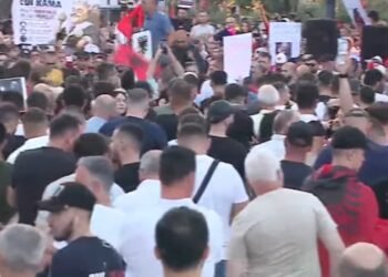 “We will destroy him with his entire criminal gang!” – Protester: Not only prison for Rama and Berisha, but also confiscation of property! They took our sweat