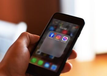 UK to roll out social media ban for minors. What about Saint Lucia?