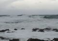 Cook Strait ferry sailings cancelled, residents told to stay off beaches as swells up to 10.5m forecast in Wellington