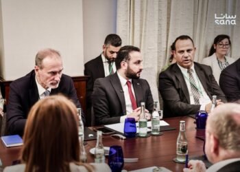 Syria takes part in a roundtable discussion on trade future in country