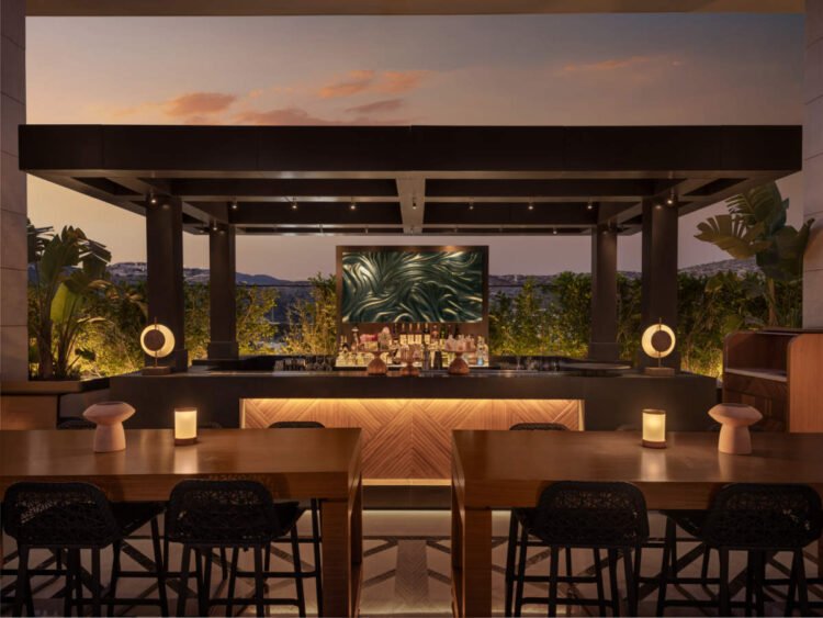 The AMARA Rooftop Bar returns to Limassol with a powerful collaboration