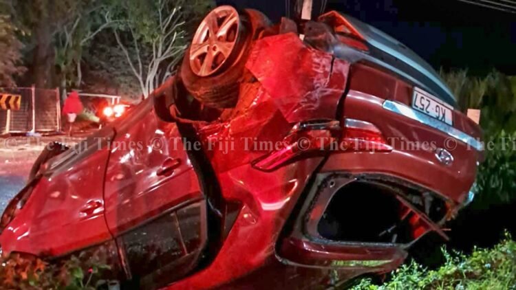 Police investigate early morning road crash