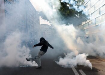 Outrage over global injustices erupts in protest against G-7 in Geneva | International