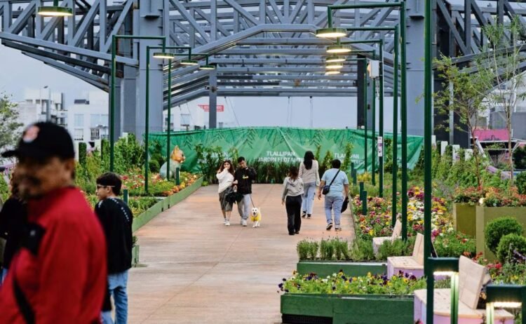 Incomplete garden work inaugurated in Tlalpan