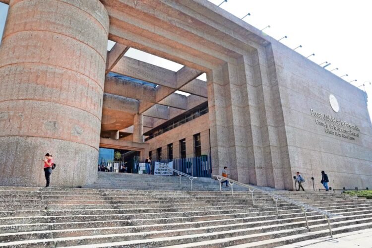 Rats and cockroaches invade the Judiciary; urgent fumigation