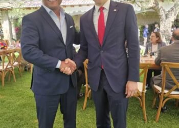 AMCHAM T&T CEO presses US. official on petrochemical tariffs
