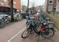 Off the stoop: limping along Leiden’s overcrowded pavements