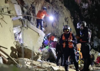 Earthquake in Venezuela LIVE: latest news, state of emergency, dead, injured, missing, damage and scenes of panic in Caracas | USGS | Tremor | Valencia | Montalban
