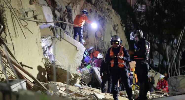 Earthquake in Venezuela LIVE: latest news, state of emergency, dead, injured, missing, damage and scenes of panic in Caracas | USGS | Tremor | Valencia | Montalban