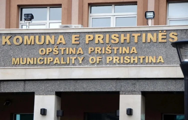 The municipality of Pristina equates barbers with banks in terms of taxes