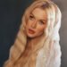 Victoria Apanasenko showed off her slim figure in a selfie – photo