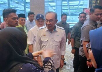 Women, mothers a crucial component in foundation of healthy Madani nation, says PM Anwar