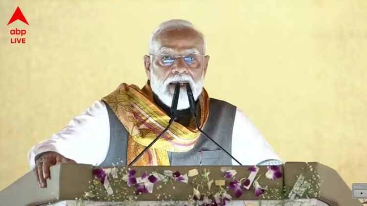 Narendra Modi: Tried to whitewash history, previous govt made West Bengal base for infiltrators: Narendra Modi
