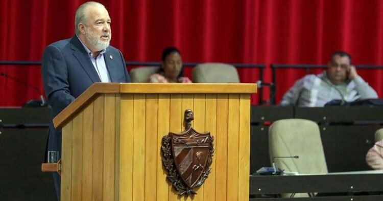 Reforms: The Cuban regime extends privatization to banking