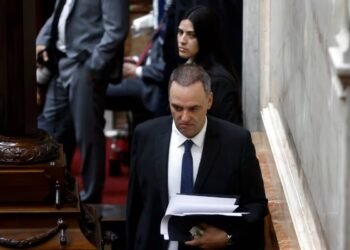 They advance Adorni’s management report in the Senate and set a date for July 2