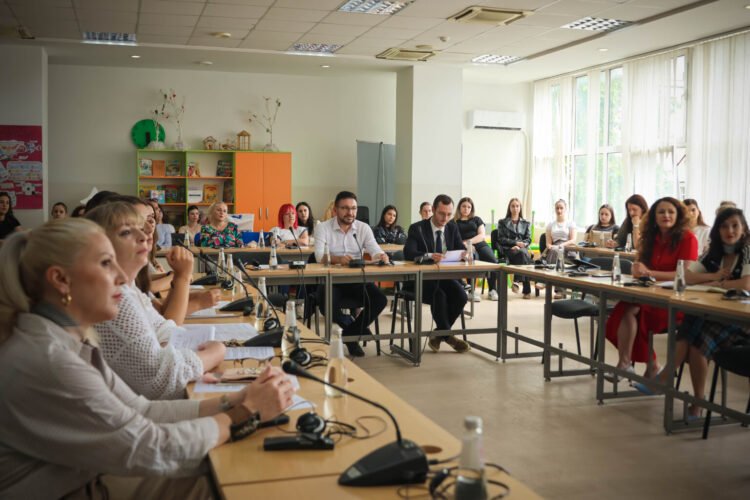 Akuo EduLab brought together teachers, students and institutions in Shtip in a discussion about the future of sustainability education