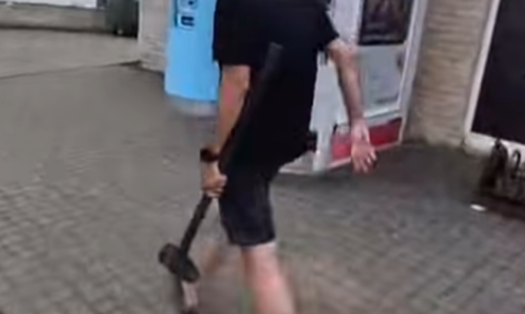 VIDEO | An ATM alarm was beeping for two days in Croatia, in the end they “solved” it with a hammer