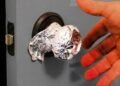 They started wrapping aluminum foil around the door handle: But should it really be done?