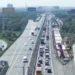 10km gridlock hits southern Vietnamese expressway amid weekend travel rush