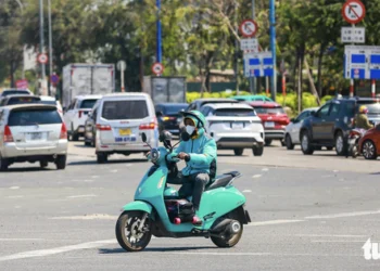 Ho Chi Minh City seeks public feedback on roadmap for transition to clean-energy vehicles