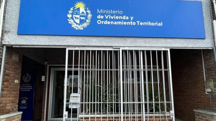 The government’s adjustment to the Entre Todos plan to be more efficient and avoid isolating housing beneficiaries
