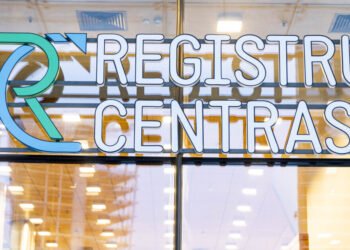In the publications of the Registry Center, false information about the shares of companies was published | Business