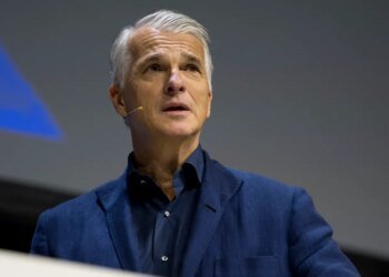 UBS CEO reaffirms bank’s commitment to Switzerland