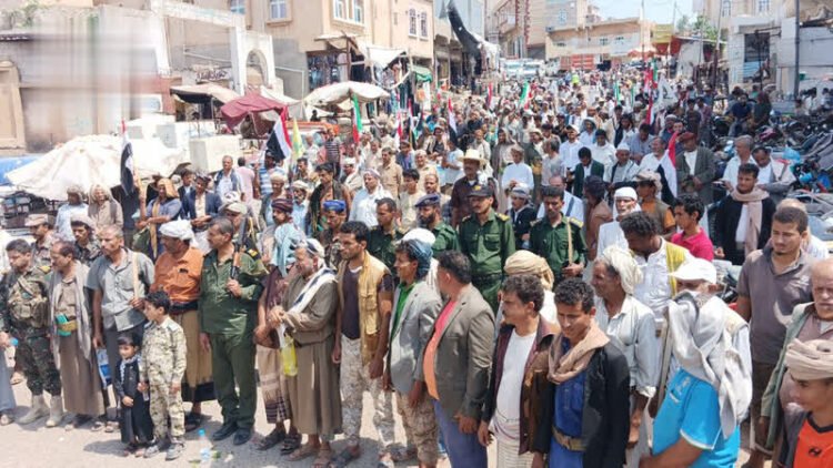 A massive march in Al-Mahwit districts to commemorate Ashura – Al-Thawra Net