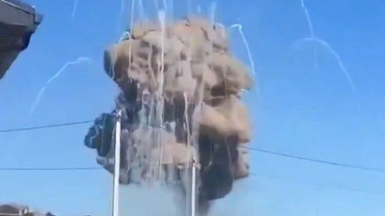 VIDEO: Deafening explosion near a Russian city: the pressure wave tore up buildings and gave people concussions – World – News