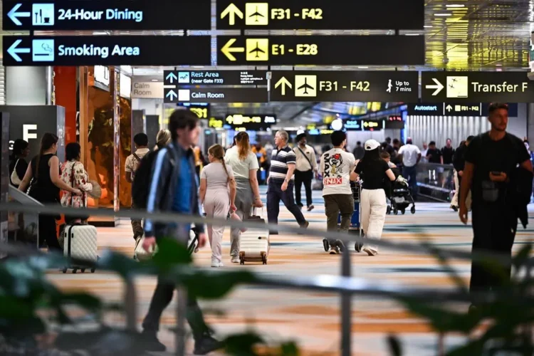 Singapore benefits from Middle East flight reroutings but only temporarily: IATA