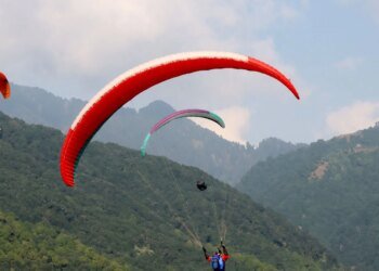 Hollywood cinematographer’s crash puts spotlight on Himachal’s rise and challenges as paragliding destination | India News