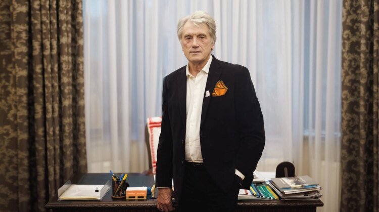 Yushchenko refused the Polish Order of the White Eagle in protest