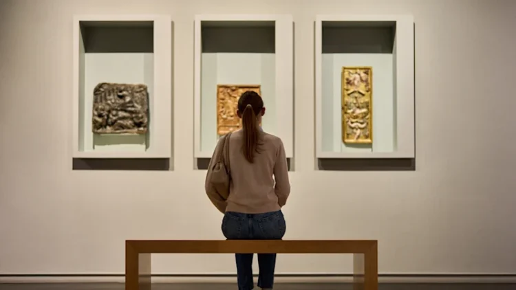 A man followed her through a gallery. Then her life changed