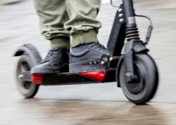 Police: Rider abandons e-scooter over speed violation