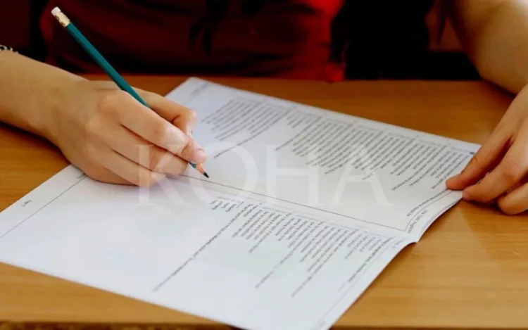 The Matura test is again online