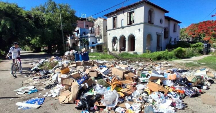 Chronicles of Havana: Miramar is no longer the glamorous neighborhood it was