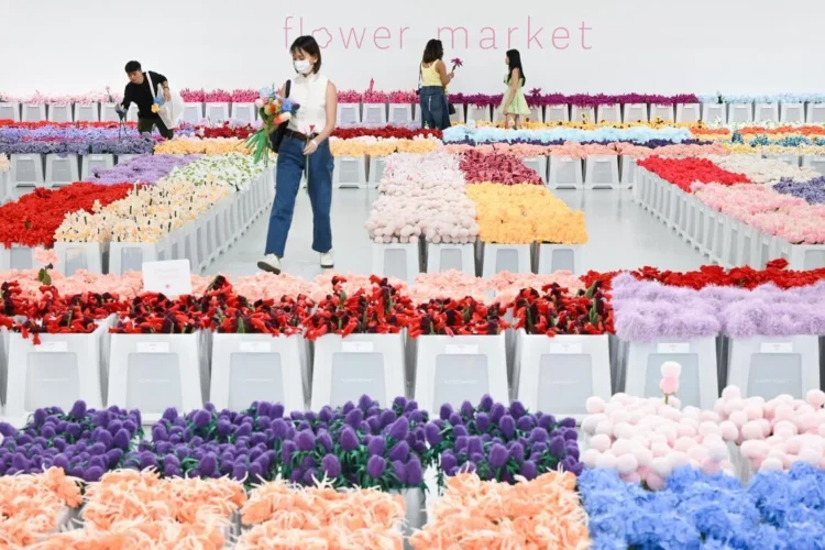 Cj Hendry pop-up at Gardens by the Bay