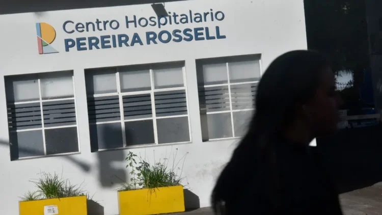 A 4-year-old boy is admitted to the Pereira Rossell Hospital with meningococcus: he was transferred from Soriano