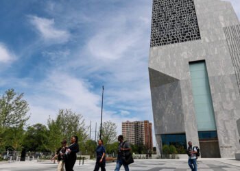 Barack Obama Presidential Center to Open in Chicago: Likened to Star Wars Spaceship