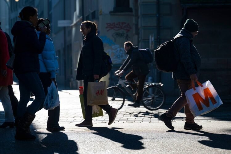 Immigration and birth rates: The future of Switzerland