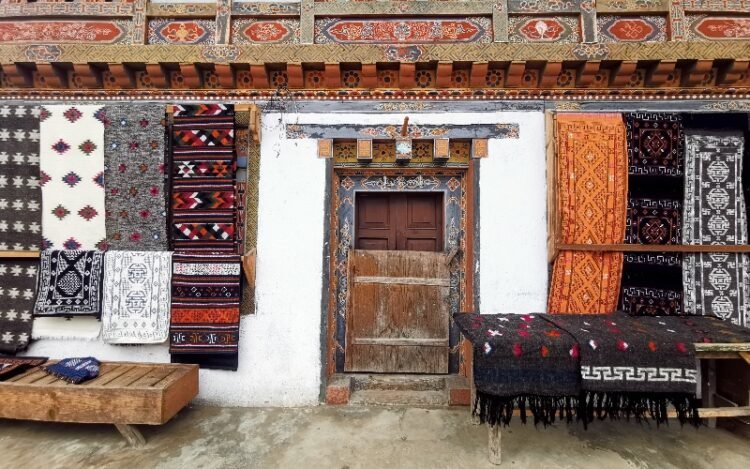 Chumey Weavers Revive Traditional Wool Dyeing as Bumthang’s Yathra Heritage Faces New Challenges