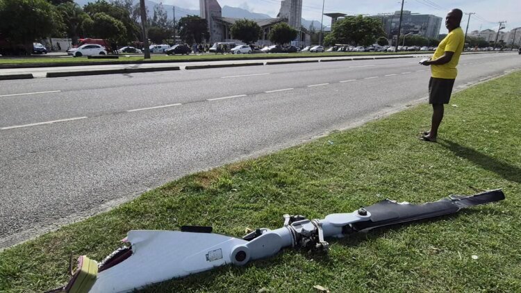 Collision of two helicopters in Rio de Janeiro left six dead: Brazilian authorities are investigating the events