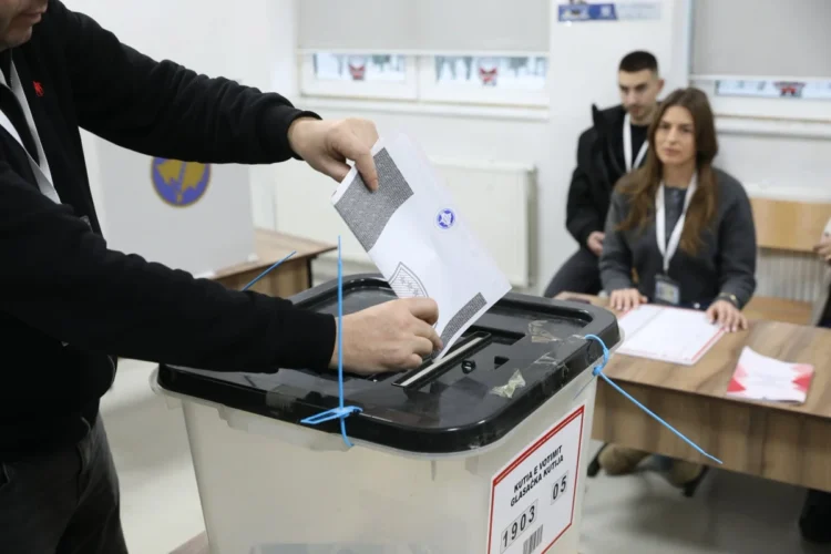 A day before the elections, the Prosecutor’s Office and the Police warned about foreign interference