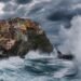 An alarm has been issued for the coasts visited by millions: Waves exceeding 13 meters can be seen