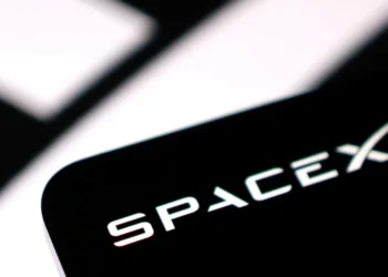 Business live ticker: SpaceX shares cost $135 at the IPO