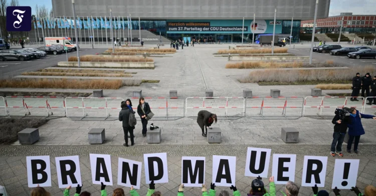 Dealing with AfD: Union politicians warn against weakening the firewall