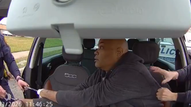 Driver sues the Police after recording the beating he received during a traffic stop in New York: he denounces racial prejudice | DNA Diary