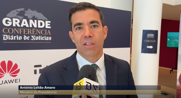 Minister António Leitão Amaro highlights the integration of Brazilians in Portugal and praises DN Brasil for its social cohesion