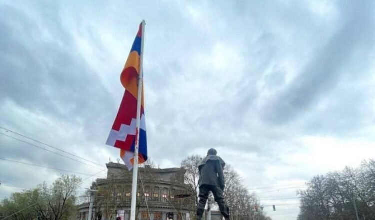 The Artsakh flag was removed from France square. Nare Simonyan